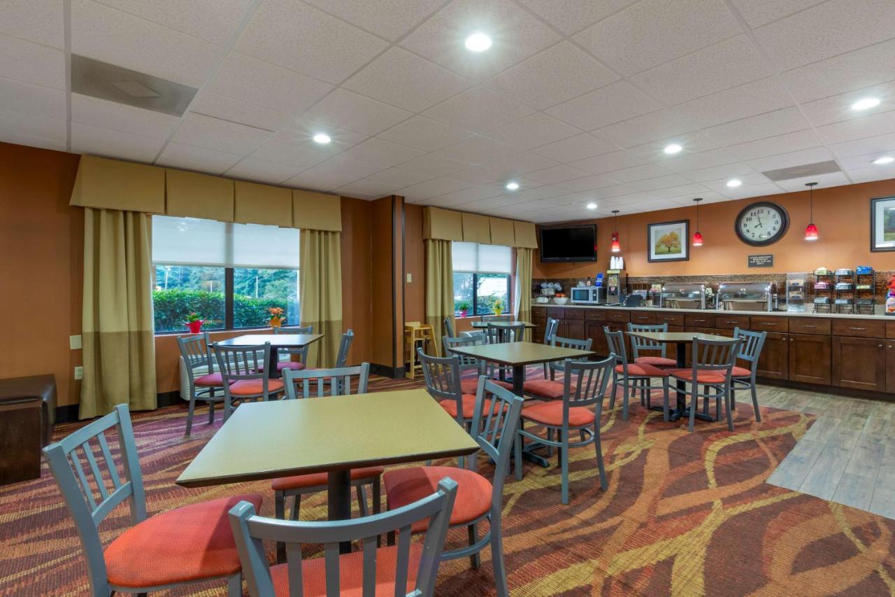 Best Western Seneca-Clemson Екстер'єр фото